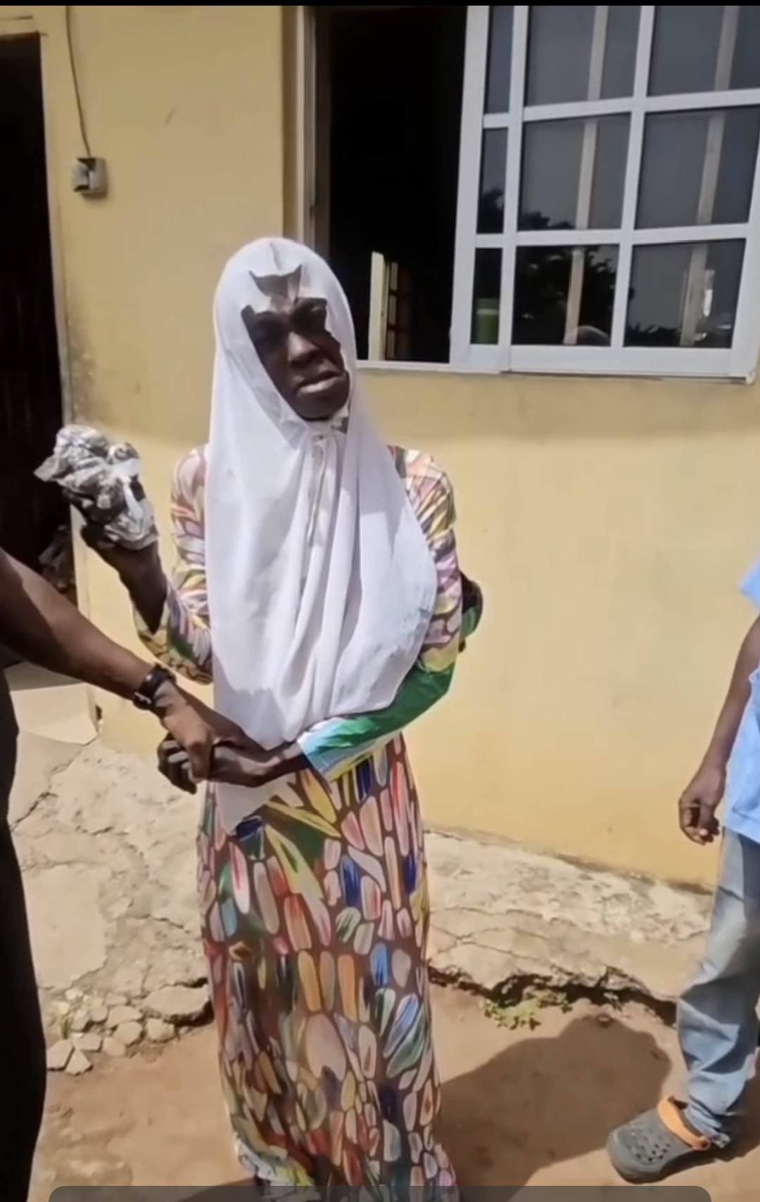 Nigerian lady arrested for using Bible to smoke Igbo!!!